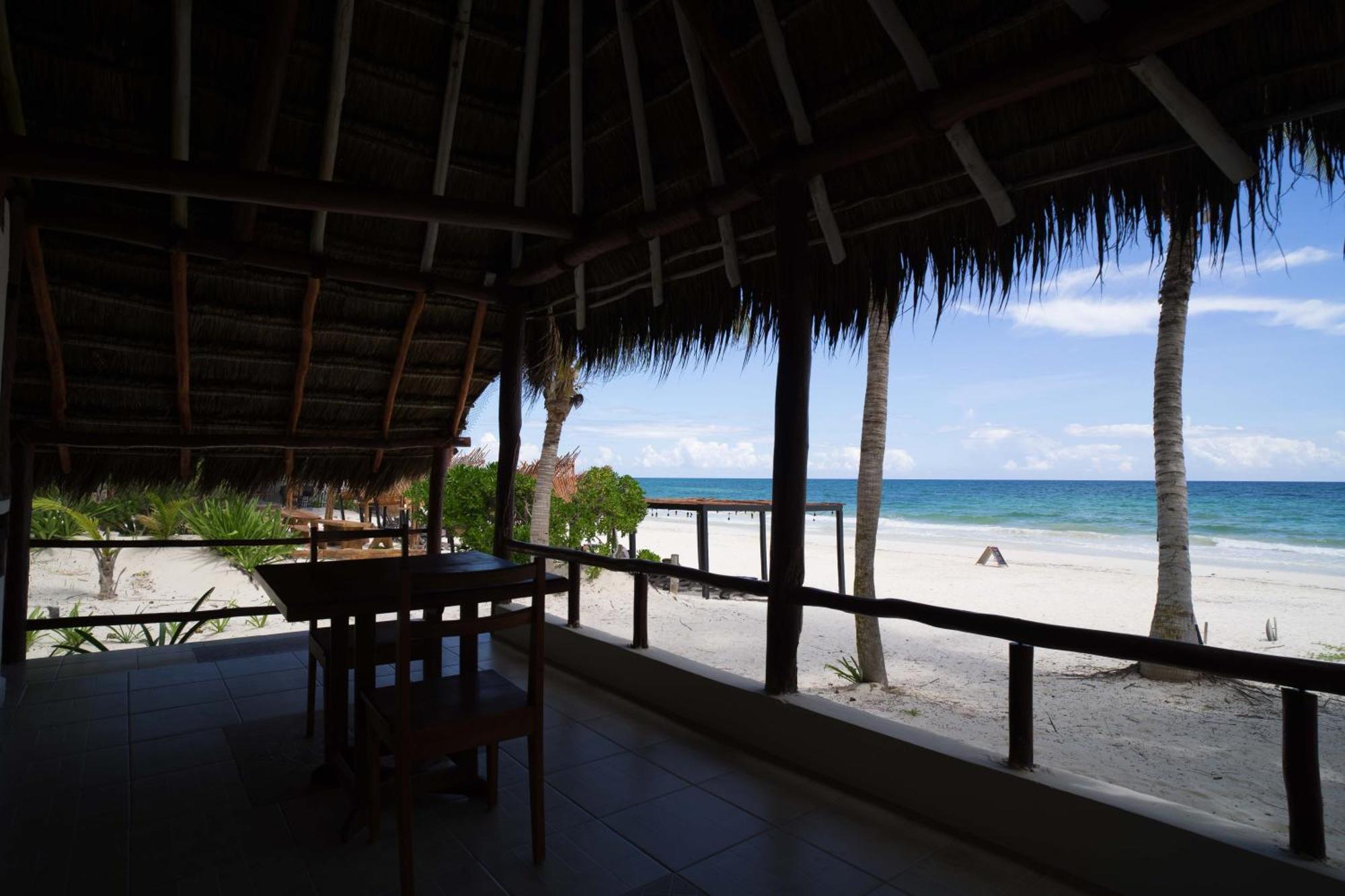 فندق Bt Live Tulum Located At The Party Zone المظهر الخارجي الصورة