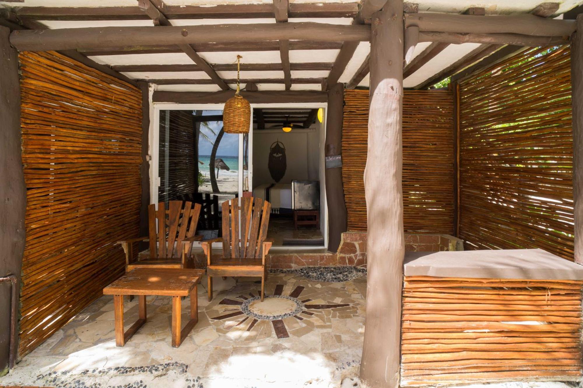 فندق Bt Live Tulum Located At The Party Zone المظهر الخارجي الصورة